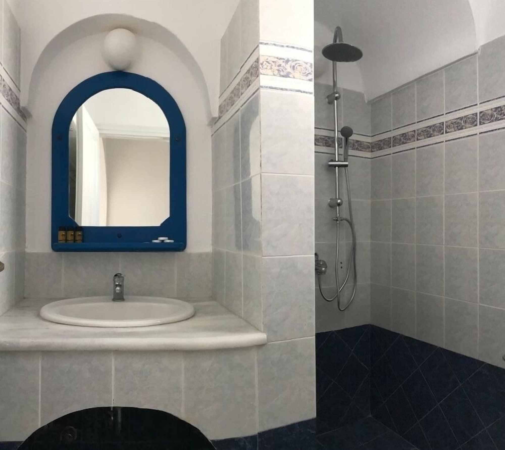 Dioskouri Art Villas Kamari  Exterior photo