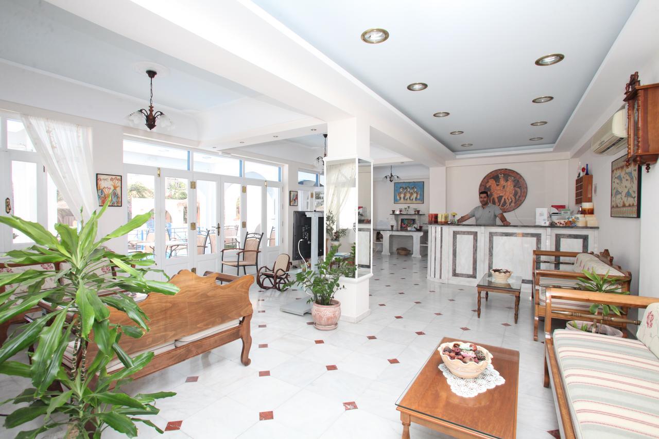 Dioskouri Art Villas Kamari  Exterior photo